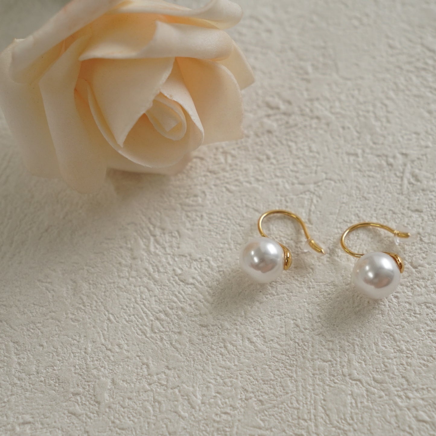 Suri Pearl Earrings