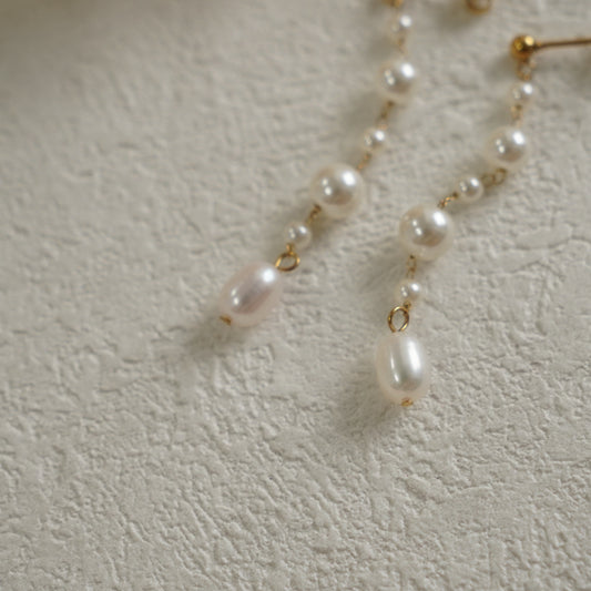 Isolde Pearls Earrings