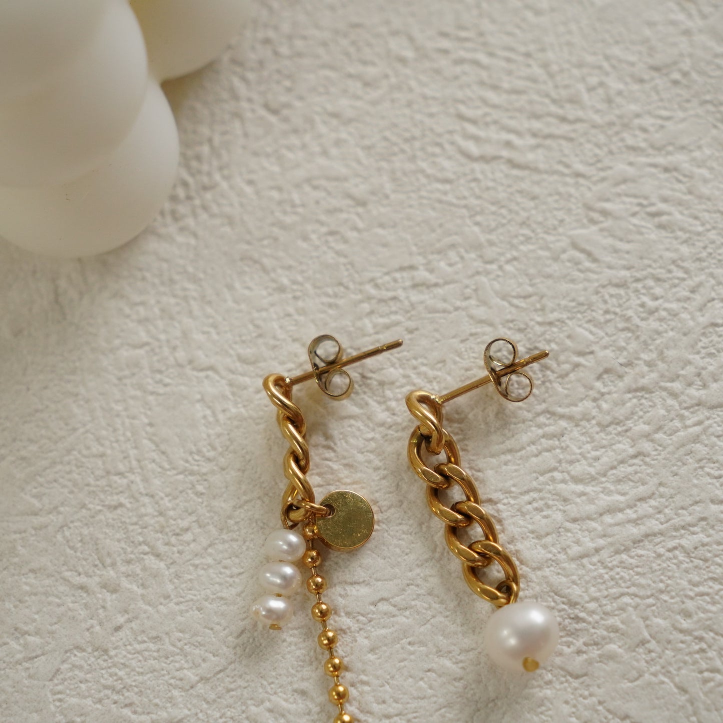Chain & Pearl Earrings