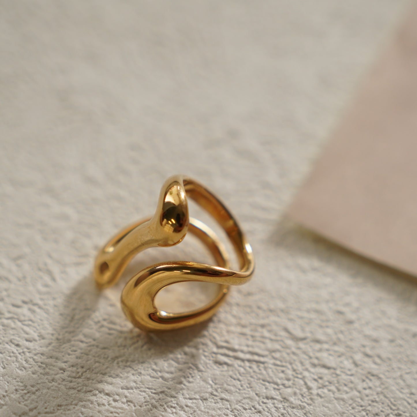 Alphenia Modern Ring