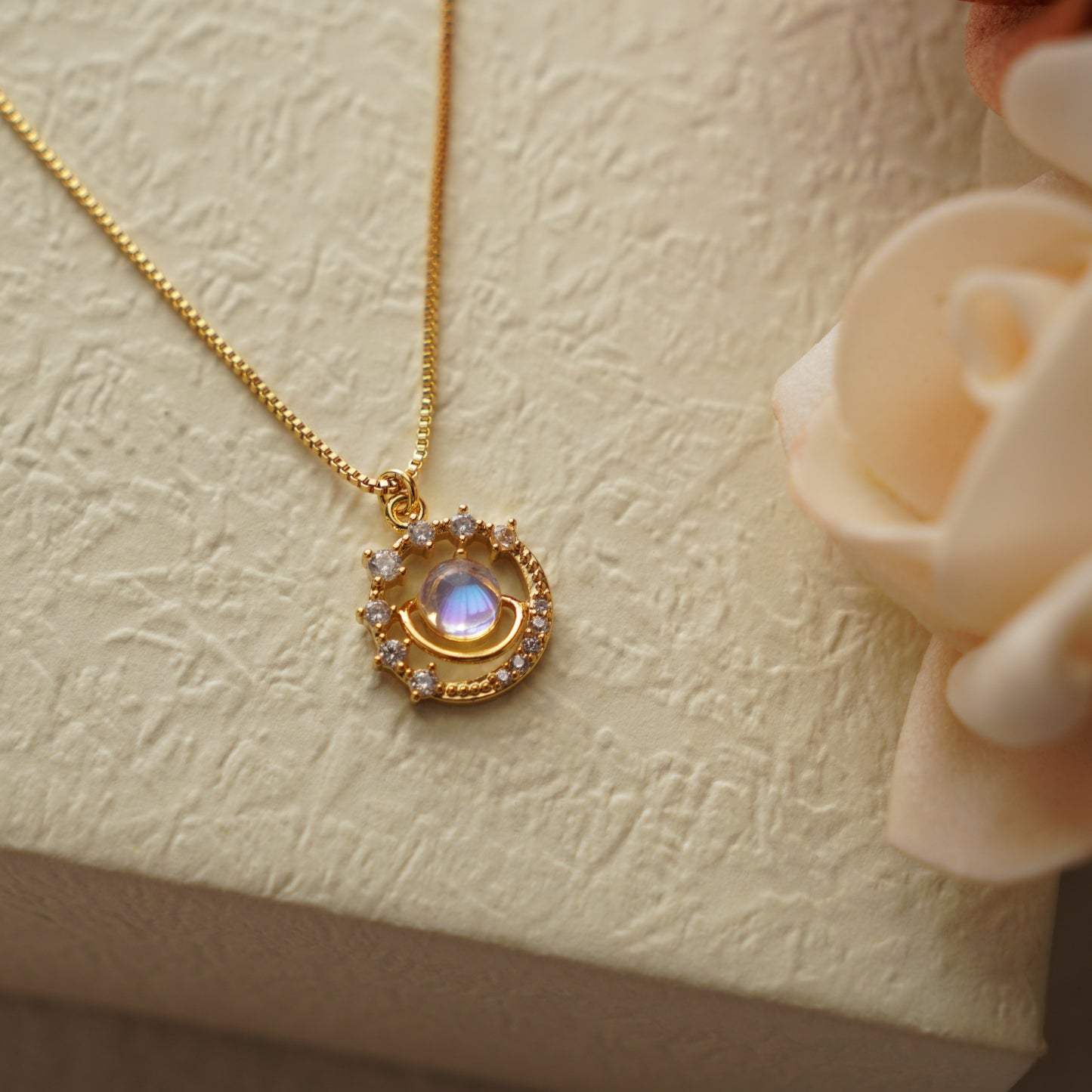 Shenn Classic Necklace