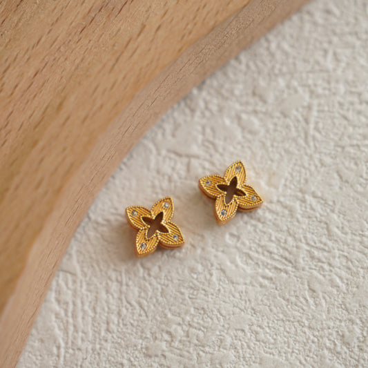 Gema Star Earring