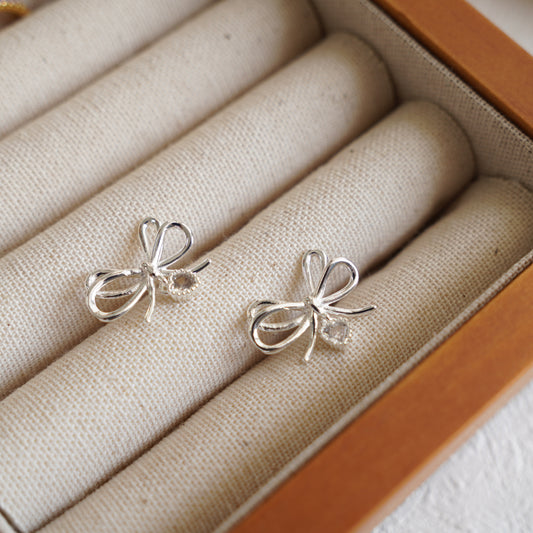 Hana Ribbon Earring