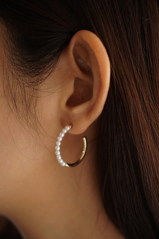 Yelly Pearl Hoops