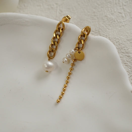 Chain & Pearl Earrings