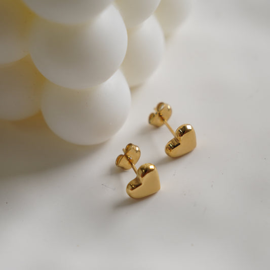 Evangeline Mini Love Earrings