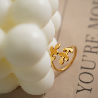 Summer Leaf Ring