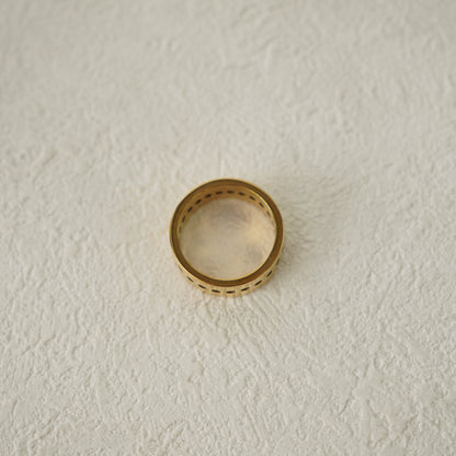 Gibby Thick Ring