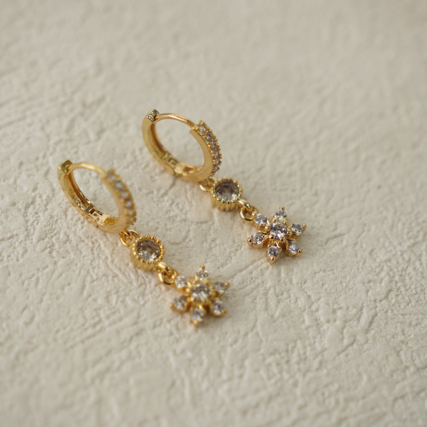 Ryinnie Huggie Earrings