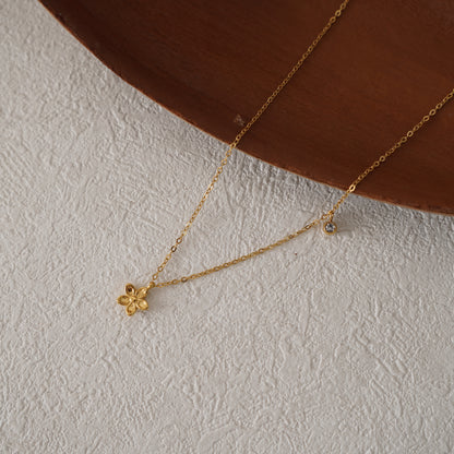 Hanim Elegant Necklace