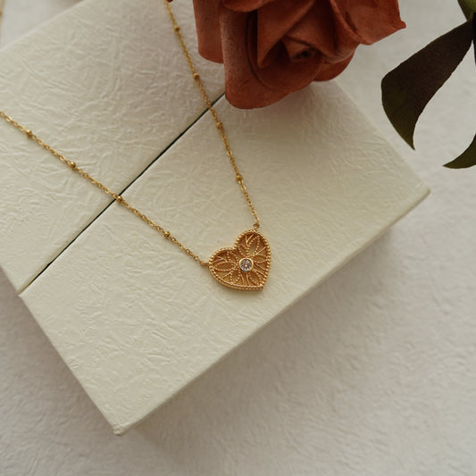 Kymi Love Necklace