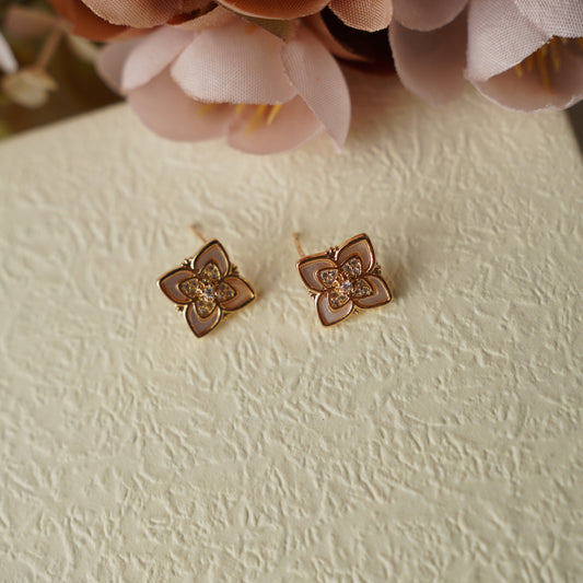Resie Shell Earring