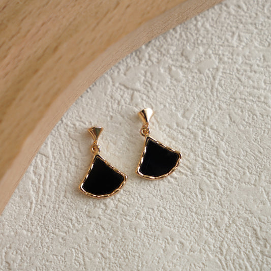Uenay Designed Earring