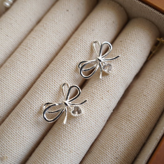 Hana Ribbon Earring