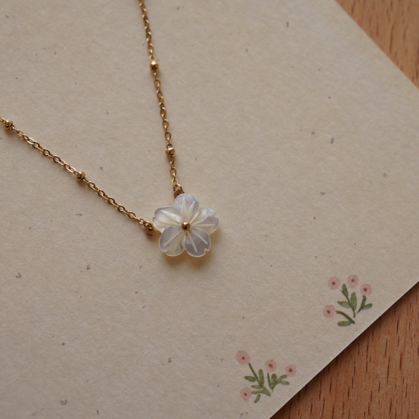 Jamelia Flower Necklace