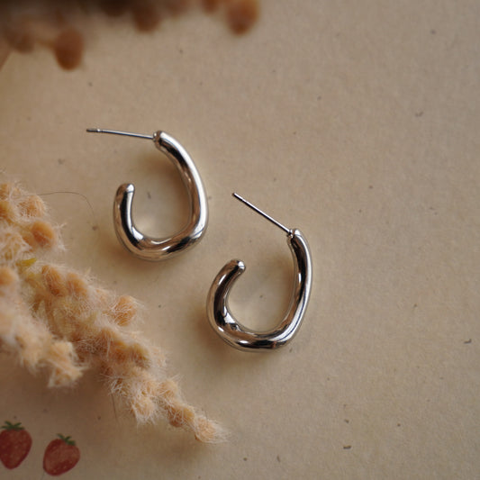 Villey Hoop Earrings