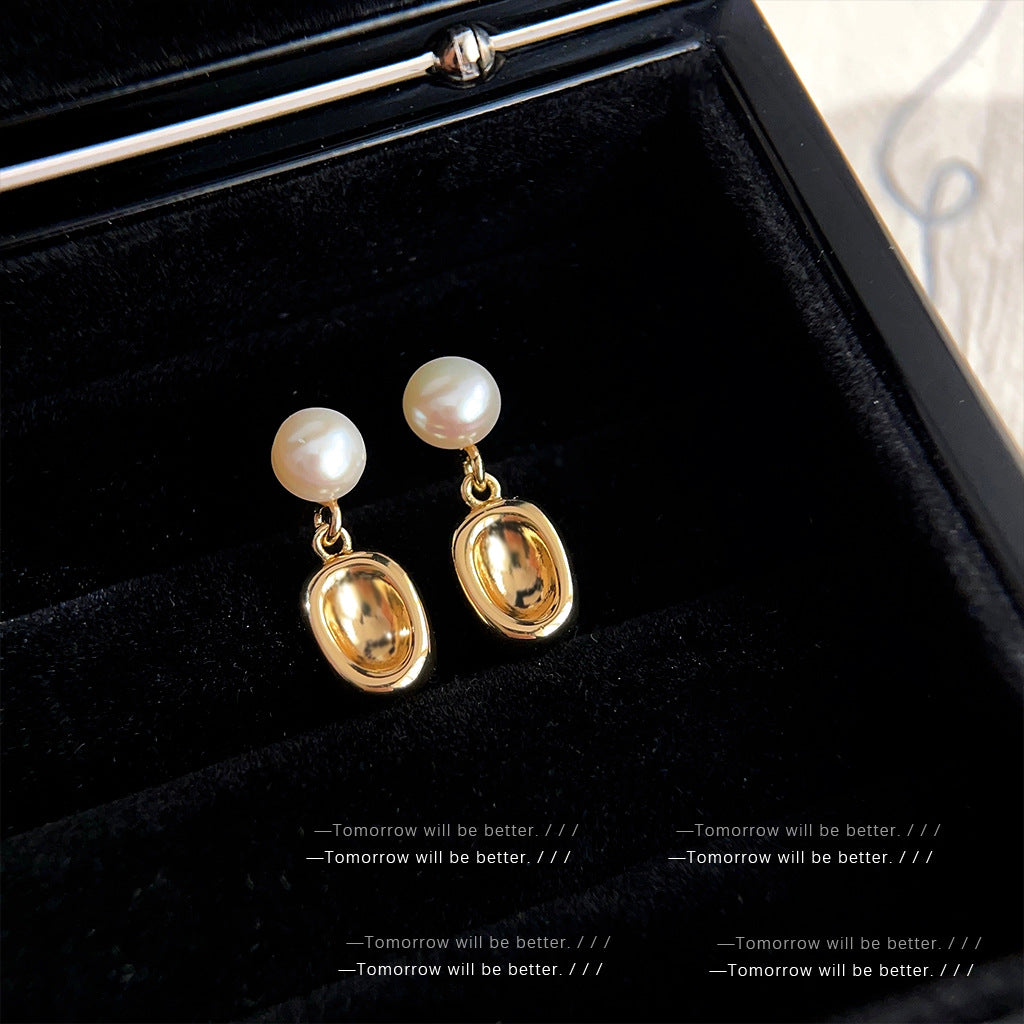 Hunnie Pearl Earrings